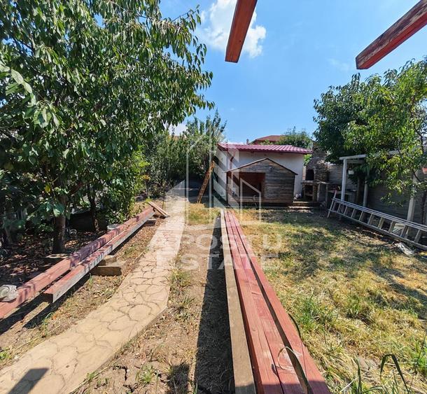 Duplex cu 5 camere cu Canalizare în Dumbrăvița