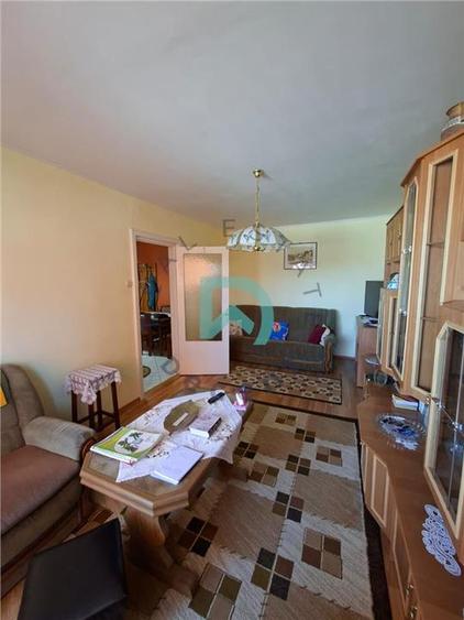 Apartament cu 2 camere decomandat în Astra