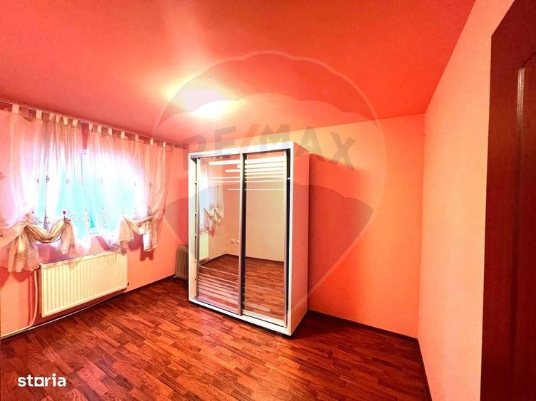 Apartament cu 3 camere decomandat, mobilat în Răcăciuni