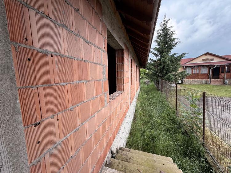 Casă de vânzare 260 mp utili + 1052 mp teren in centrul orasului Covasna - 27