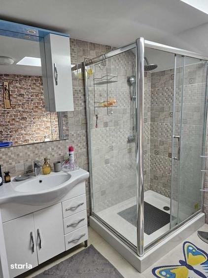 Casă cu 4 camere cu Teren 343 Mp în Central