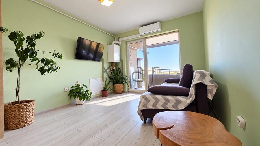 Apartament cu 2 camere semidecomandat, mobilat în Sopor