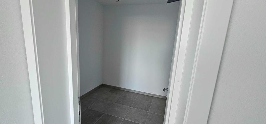 Apartament cu 2 camere decomandat în Sânpetru