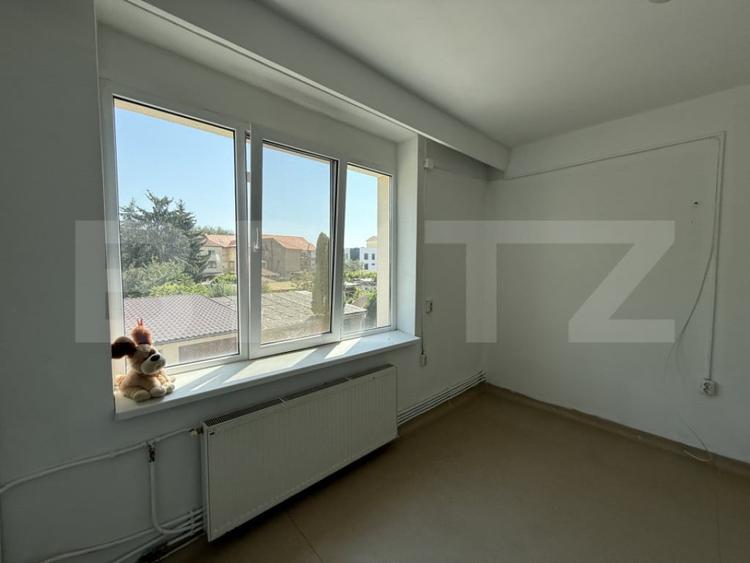 Casă cu 5 camere cu Teren 539 Mp în Central