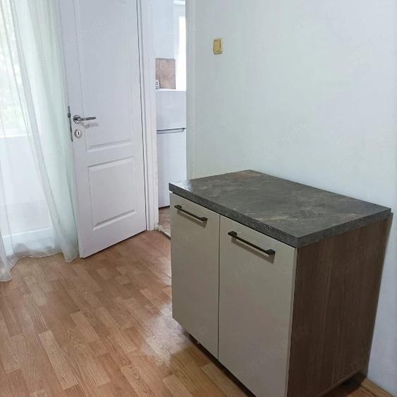 Garsonieră semidecomandată în Girocului