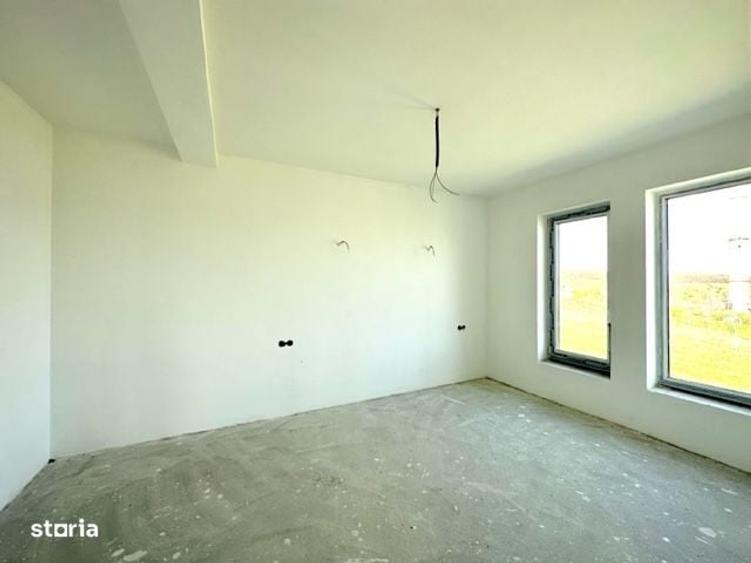 Casă cu 3 camere cu Teren 340 Mp în Crișeni