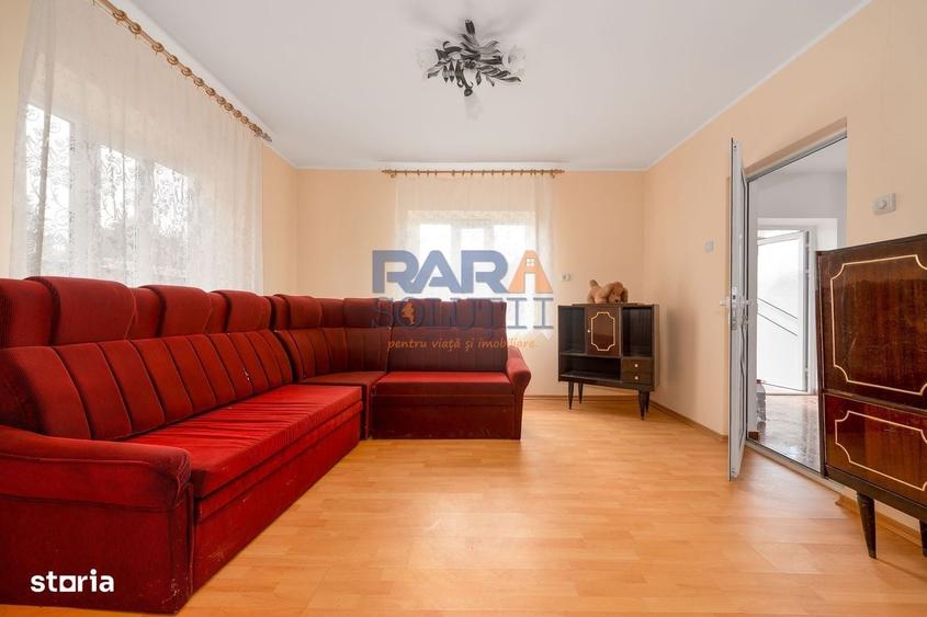 Casă cu 3 camere în Secu