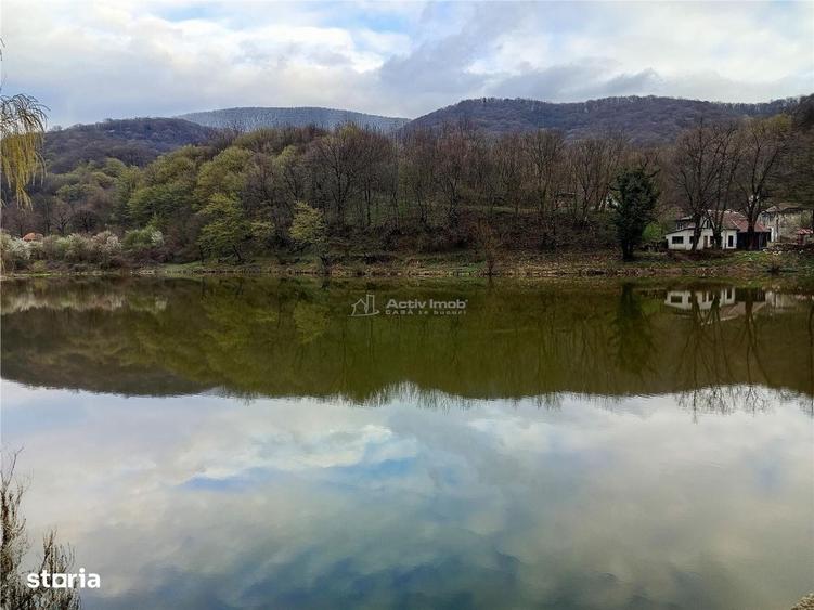 Casă cu 4 camere în Marila