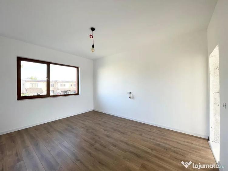 Casă cu 4 camere cu Teren 470 Mp în Calea Urseni