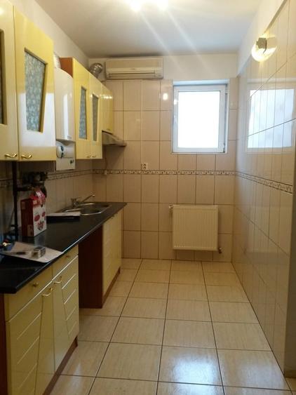 Apartament cu 2 camere semidecomandat, mobilat în Primăverii