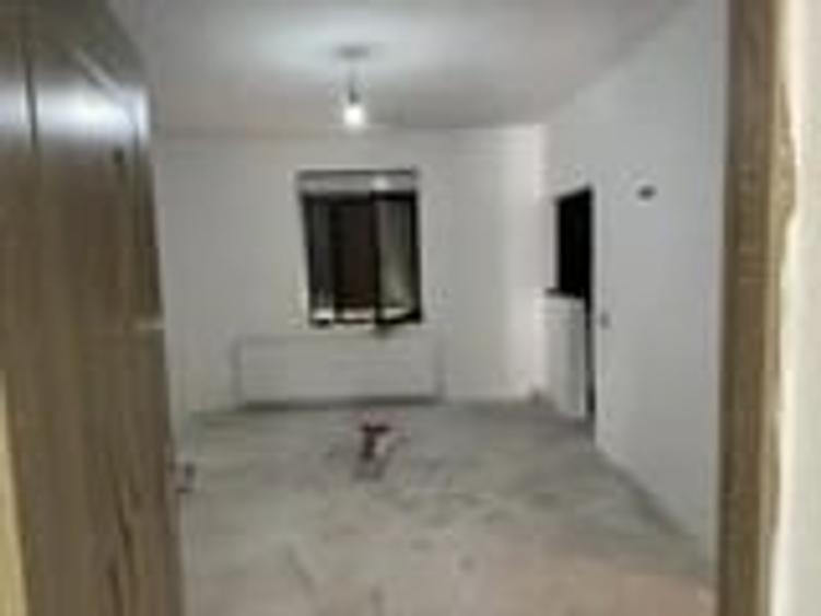 Casă cu 3 camere cu Teren 1450 Mp în Turnu