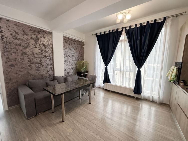 Apartament cu 3 camere în Mihai Viteazul
