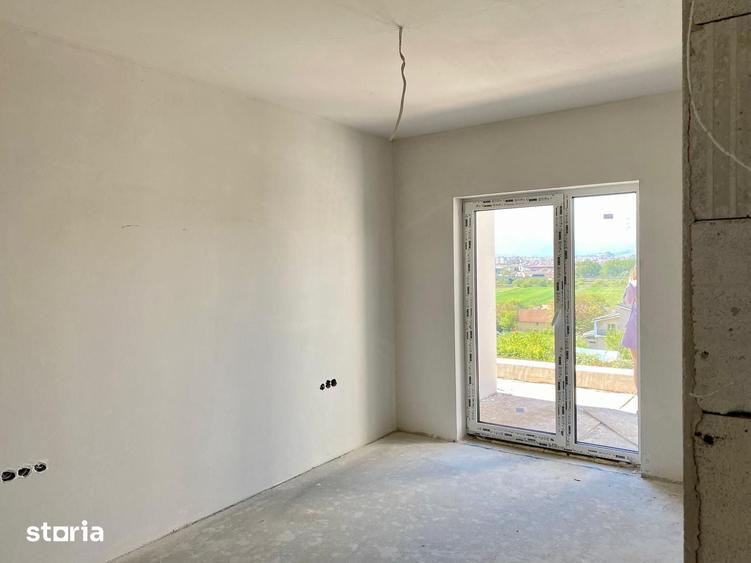 Casă cu 4 camere cu Teren 170 Mp în Gușterița