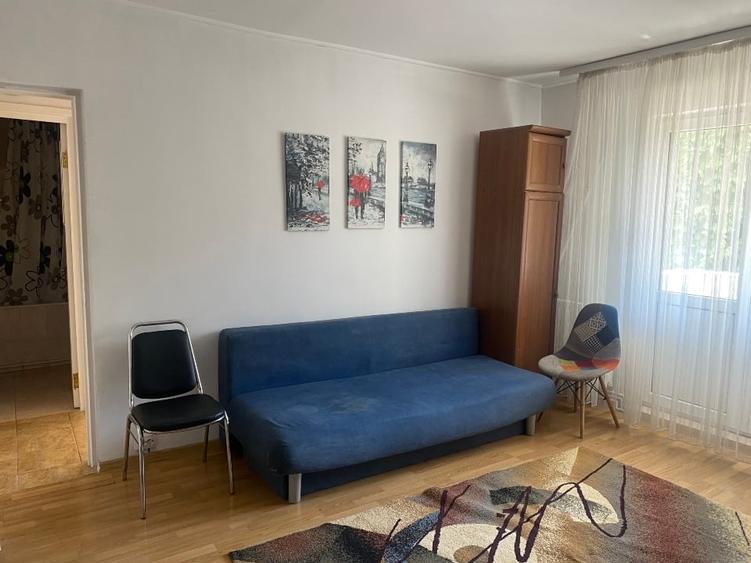 Apartament cu 2 camere semidecomandat în Tătărași