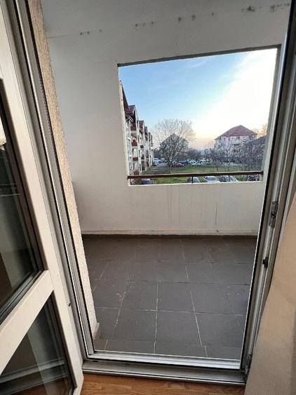 Apartament cu 2 camere decomandat în Brâncoveanu