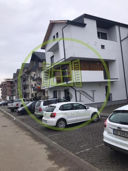 Apartament cu 3 camere decomandat, mobilat în Șelimbăr