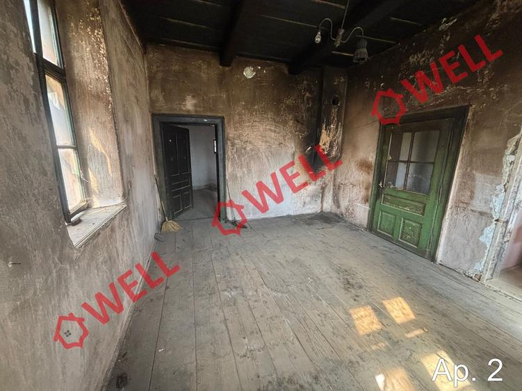 Casă cu 4 camere cu Teren 698 Mp în Țufalău