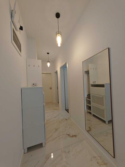 Apartament cu 3 camere decomandat în Giroc