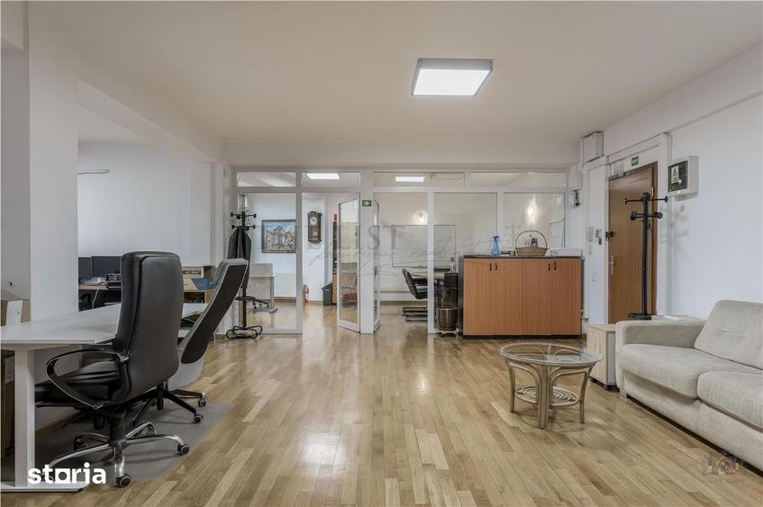 Apartament cu 4 camere decomandat, mobilat în Arcul de Triumf