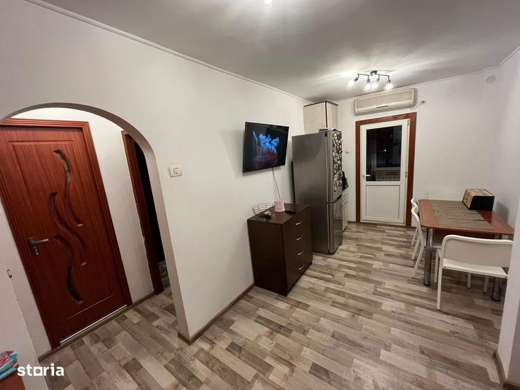 Apartament 2 camere decomandat, etaj 2/4, direct proprietar - 8