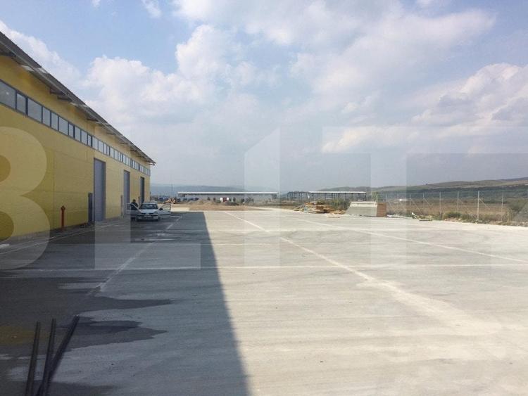 Spațiu industrial, de 2,000 mp, în Exterior Vest