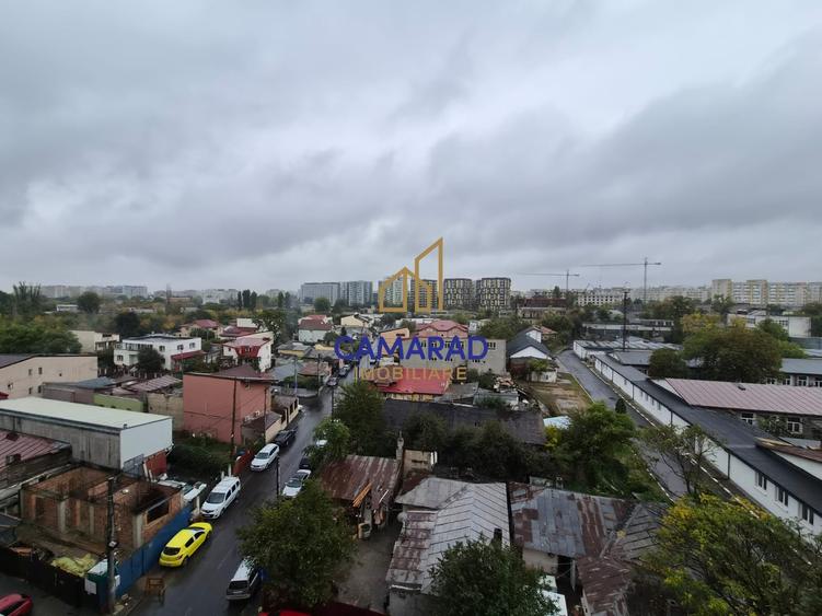 Apartament cu 4 camere decomandat în Pantelimon