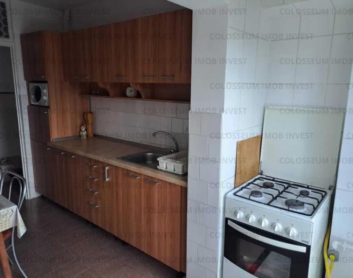 Apartament cu 2 camere decomandat în Scriitorilor
