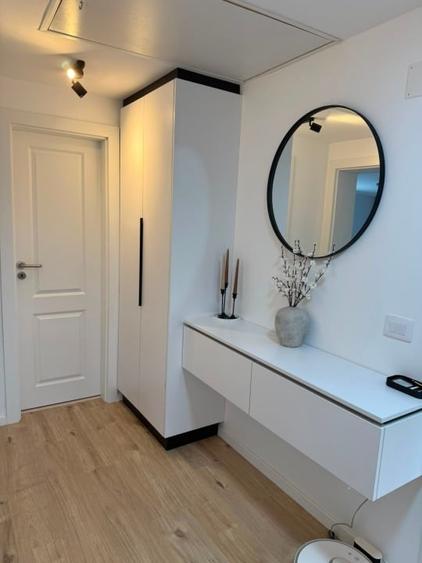 Casă individuală cu 3 camere cu Teren 7400 Mp în Central