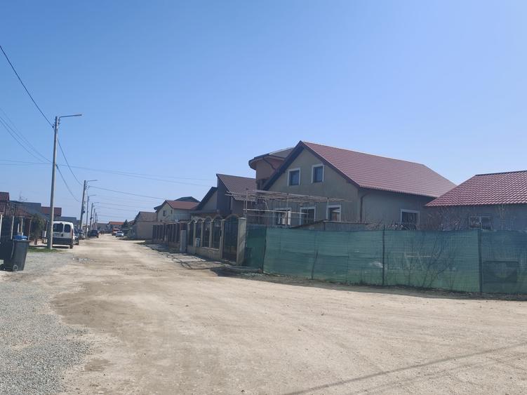 Teren Construcții intravilan de 400 mp, în Agigea