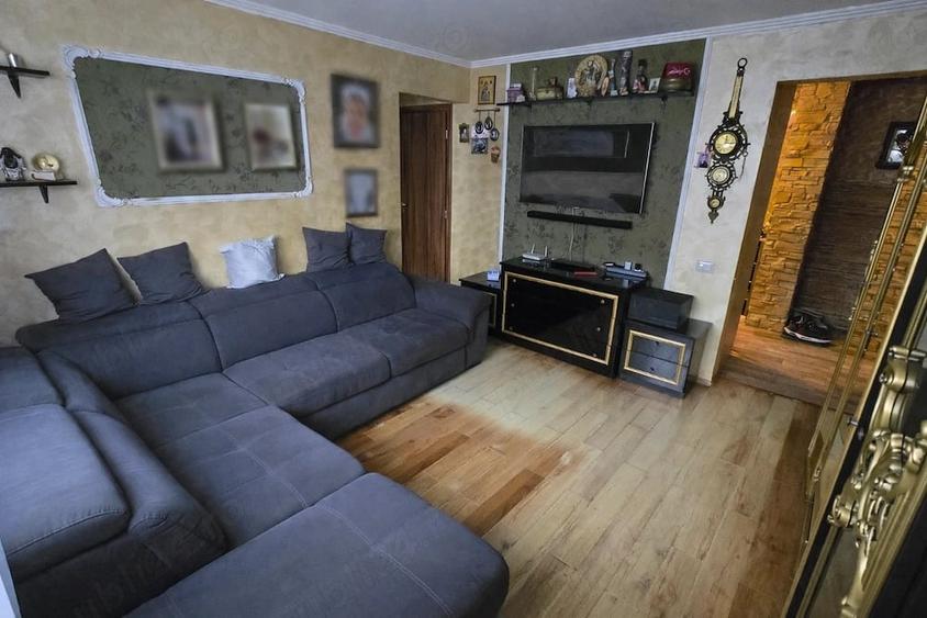 Apartament cu 2 camere semidecomandat în Central