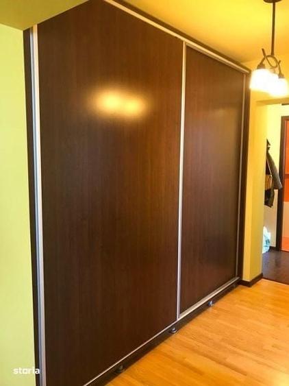 Apartament cu 3 camere semidecomandat în Central