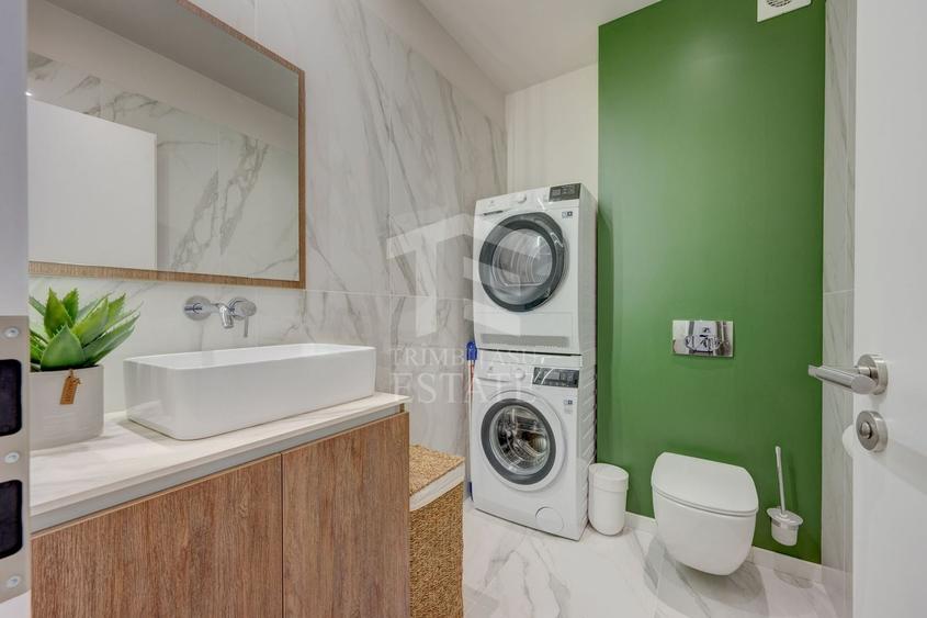 Apartament cu 3 camere semidecomandat, mobilat în Nord