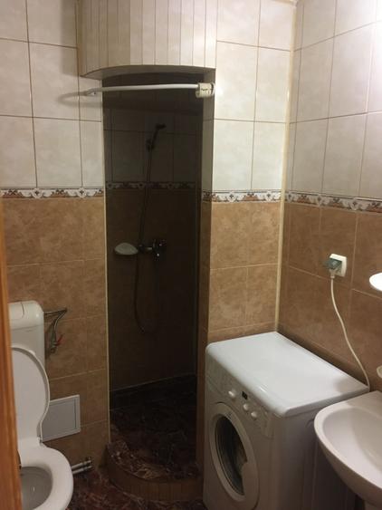 Garsonieră decomandată în Central