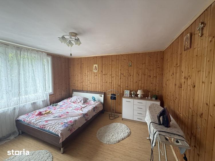 Casă cu 4 camere cu Teren 200 Mp în Kogălniceanu