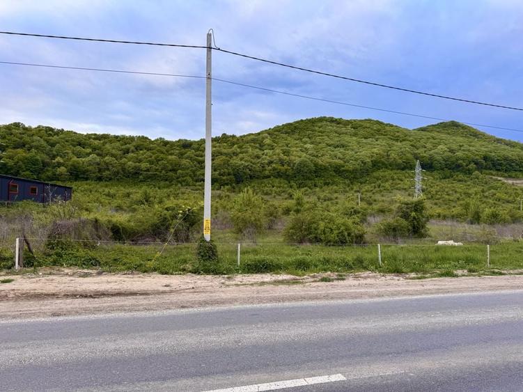 Teren de 1100 mp, în Sătuc