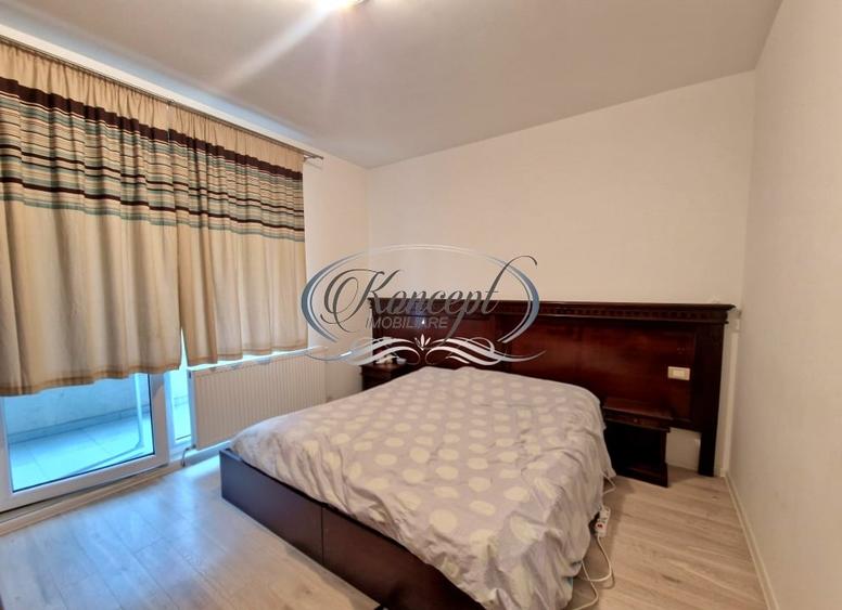 Apartament cu 3 camere semidecomandat, mobilat în Sopor