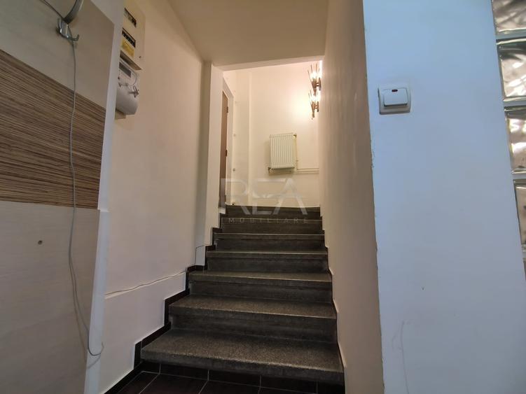 Apartament cu 3 camere circular, mobilat în P-ța Romană
