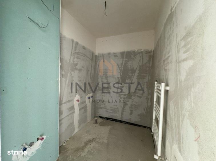 Apartament cu 3 camere semidecomandat în Nord