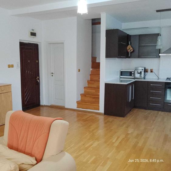 Apartament cu 3 camere decomandat în Ludoș
