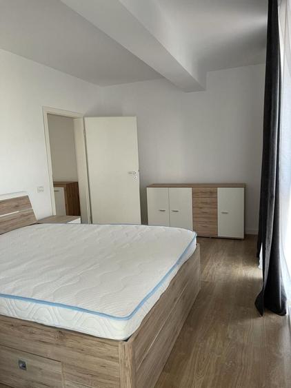 Apartament cu 2 camere în Mircea cel Bătrân