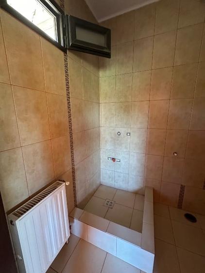 Casă individuală cu 4 camere cu Teren 1420 Mp în Clondiru de Sus