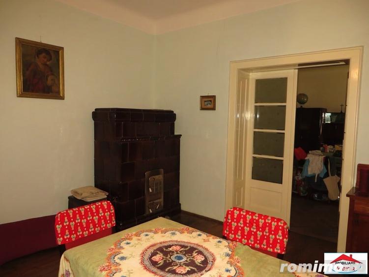 Casă cu 4 camere cu Teren 43000 Mp în Livada