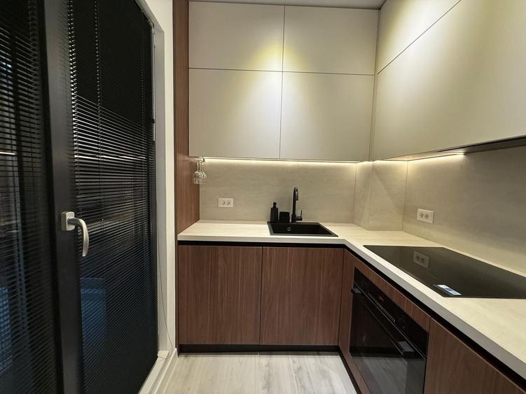 Apartament cu 2 camere semidecomandat, mobilat în Lujerului