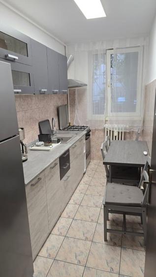 Apartament cu 2 camere decomandat, mobilat în Alexandru Obregia