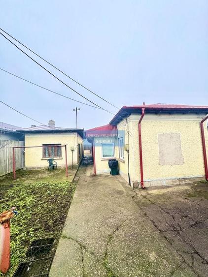 Casă individuală cu 5 camere cu Canalizare în Sud-Vest