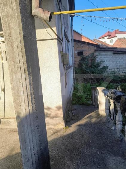 Casă individuală cu 3 camere cu Canalizare în Nord-Vest