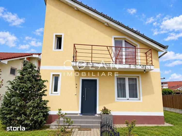Casă cu 4 camere cu Canalizare în Șura Mică