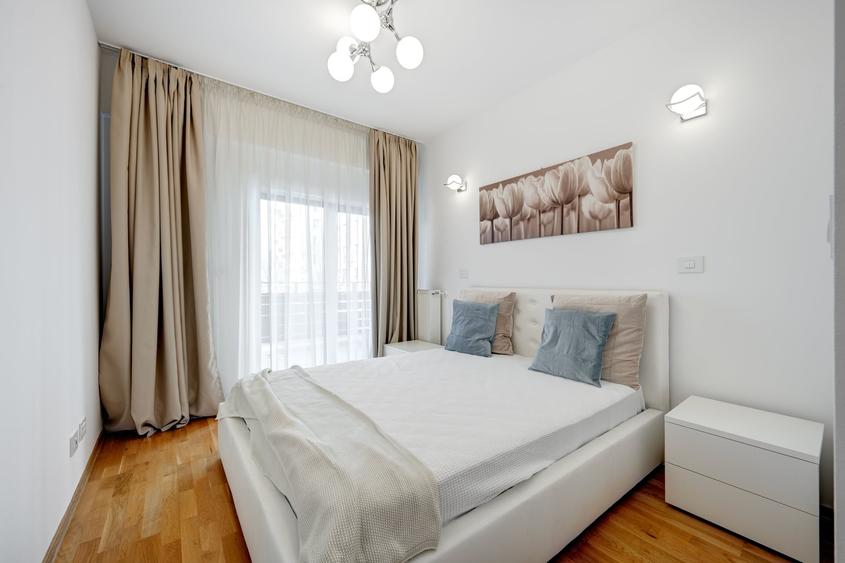 Apartament cu 3 camere decomandat în Băneasa