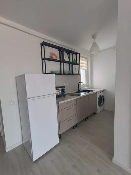 Apartament cu 2 camere semidecomandat în Semicentral