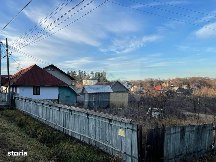 Casă cu 3 camere în Podeni